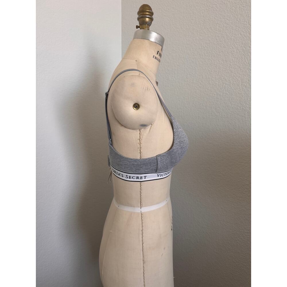 Victoria's Secret | NWT Lightly Lined Wireless Bra in Grey Heatehr size 32A - Picture 4 of 11